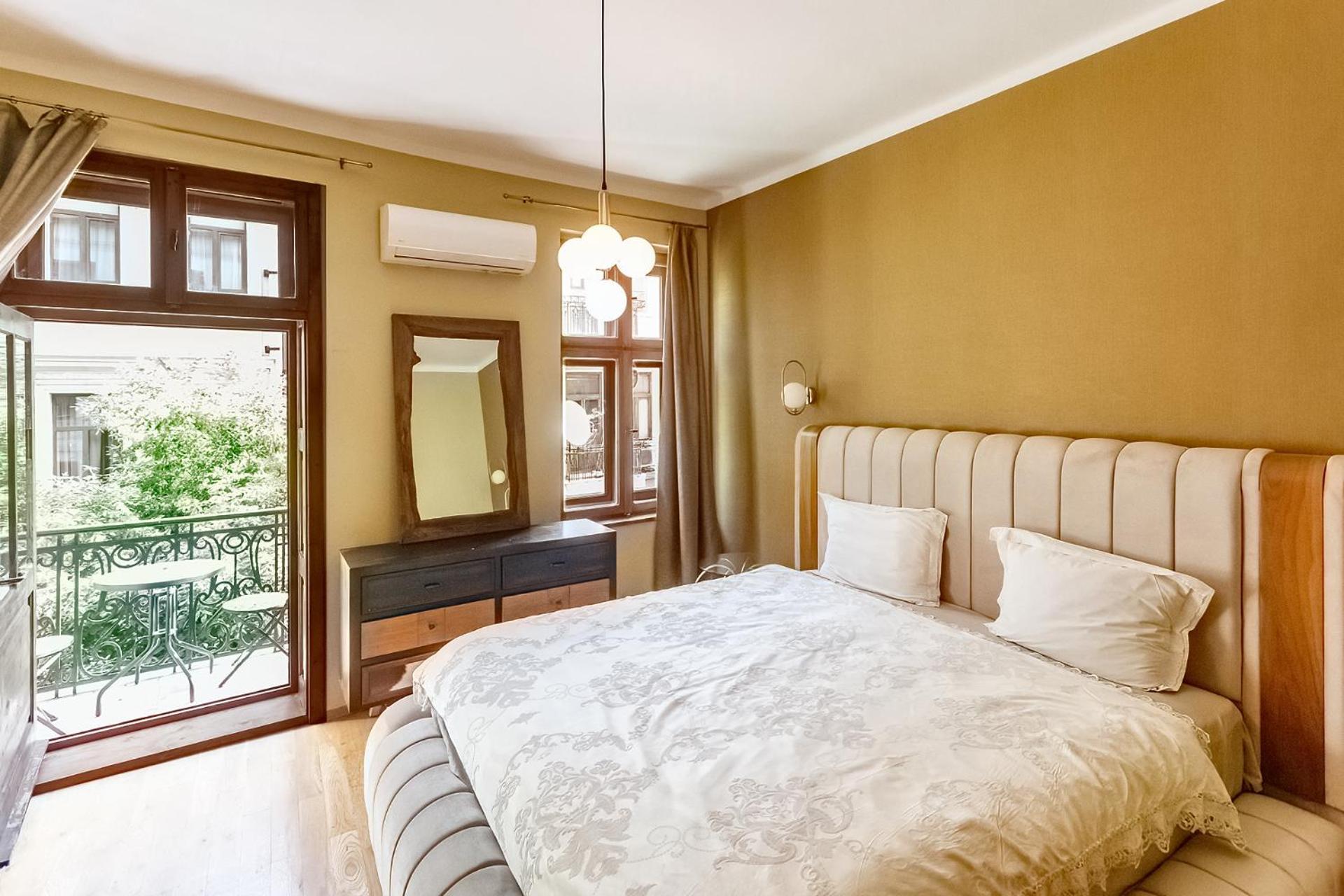 Center High Class 3 Bedroom *