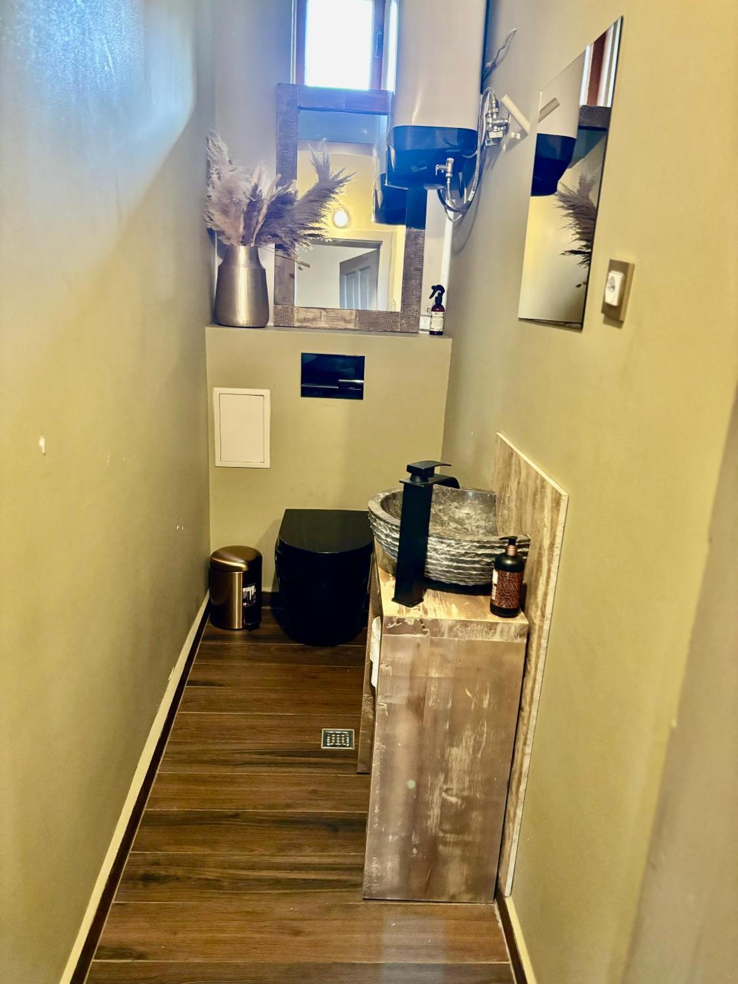 Center High Class 3 Bedroom Appartement Sofia
